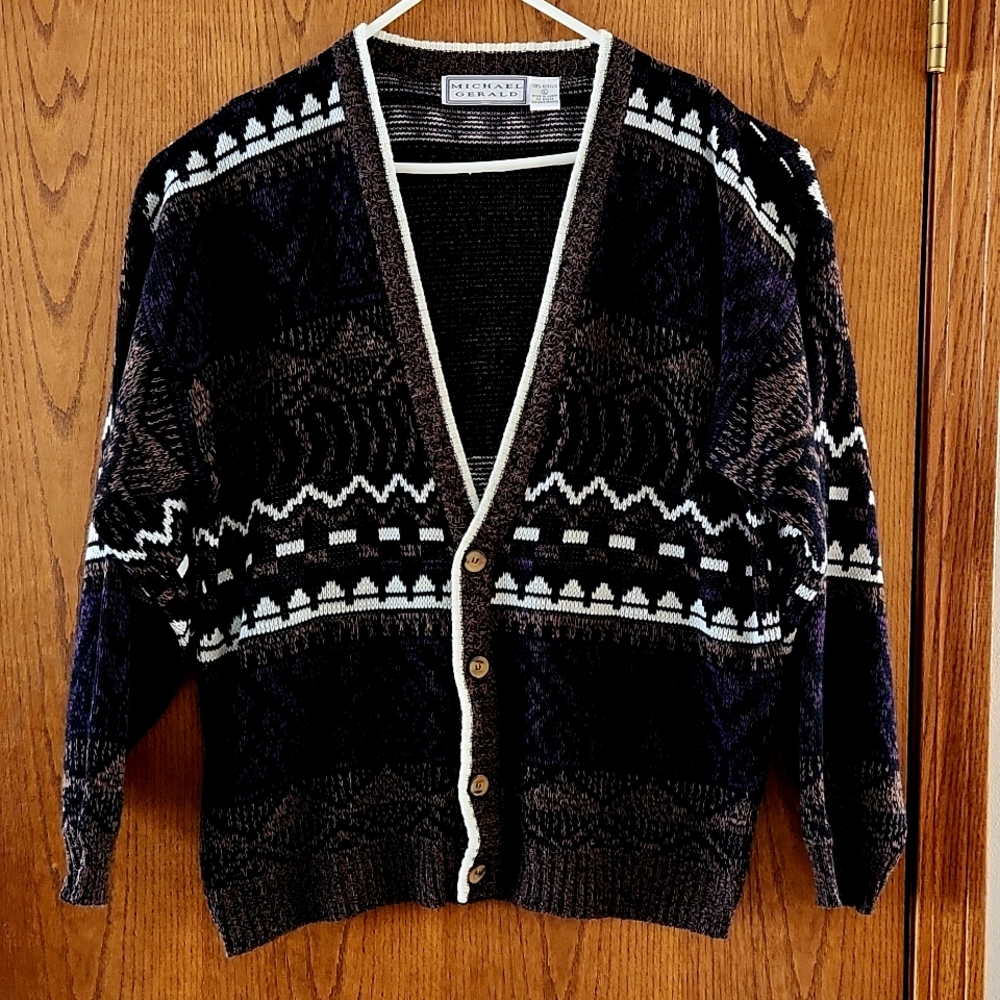 Men's Size Large Button Front Sweater (1990's)